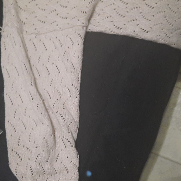 Sweater - Picture 2 of 3